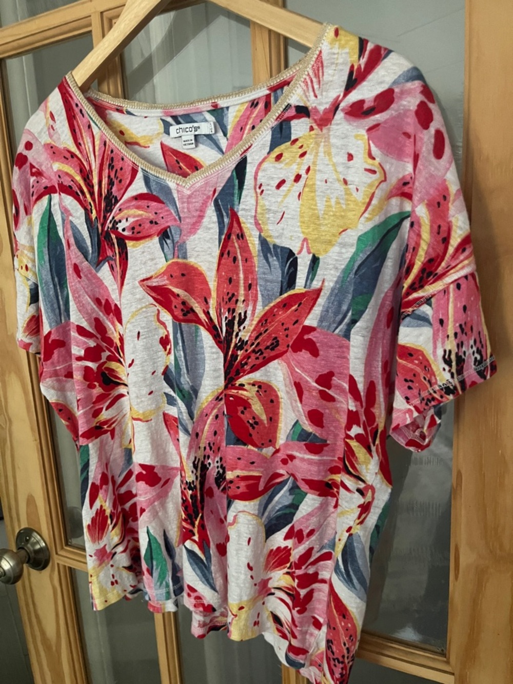 Chico's 100 % Linen Tropical Short Sleeve Tee t shirt Size XL (3) - Picture 2 of 6